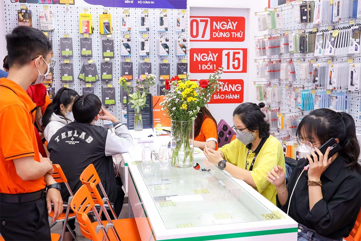 Mua iPhone 16 Pro Max